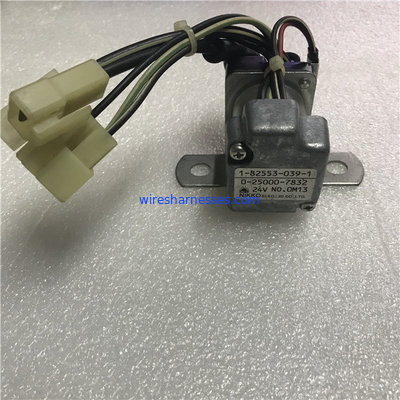 relè automobilistico del dispositivo d'avviamento di Isuzu Fuse Relay Box 1825530391 di sicurezza 24V