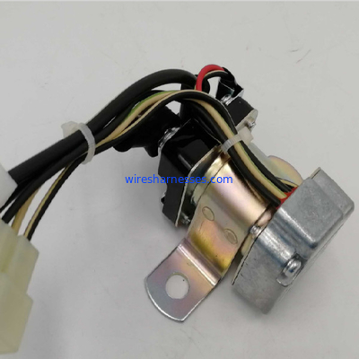 relè automobilistico del dispositivo d'avviamento di Isuzu Fuse Relay Box 1825530391 di sicurezza 24V